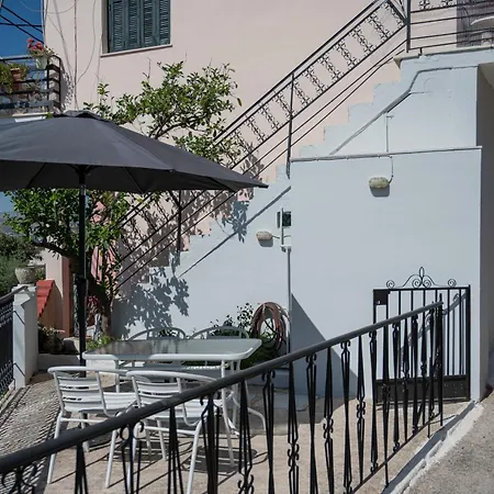 Terra House Small Family Appartamento *